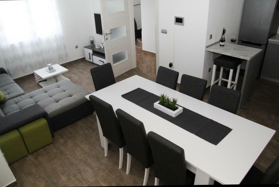 Apartman Ivana Biograd na Moru Kültér fotó